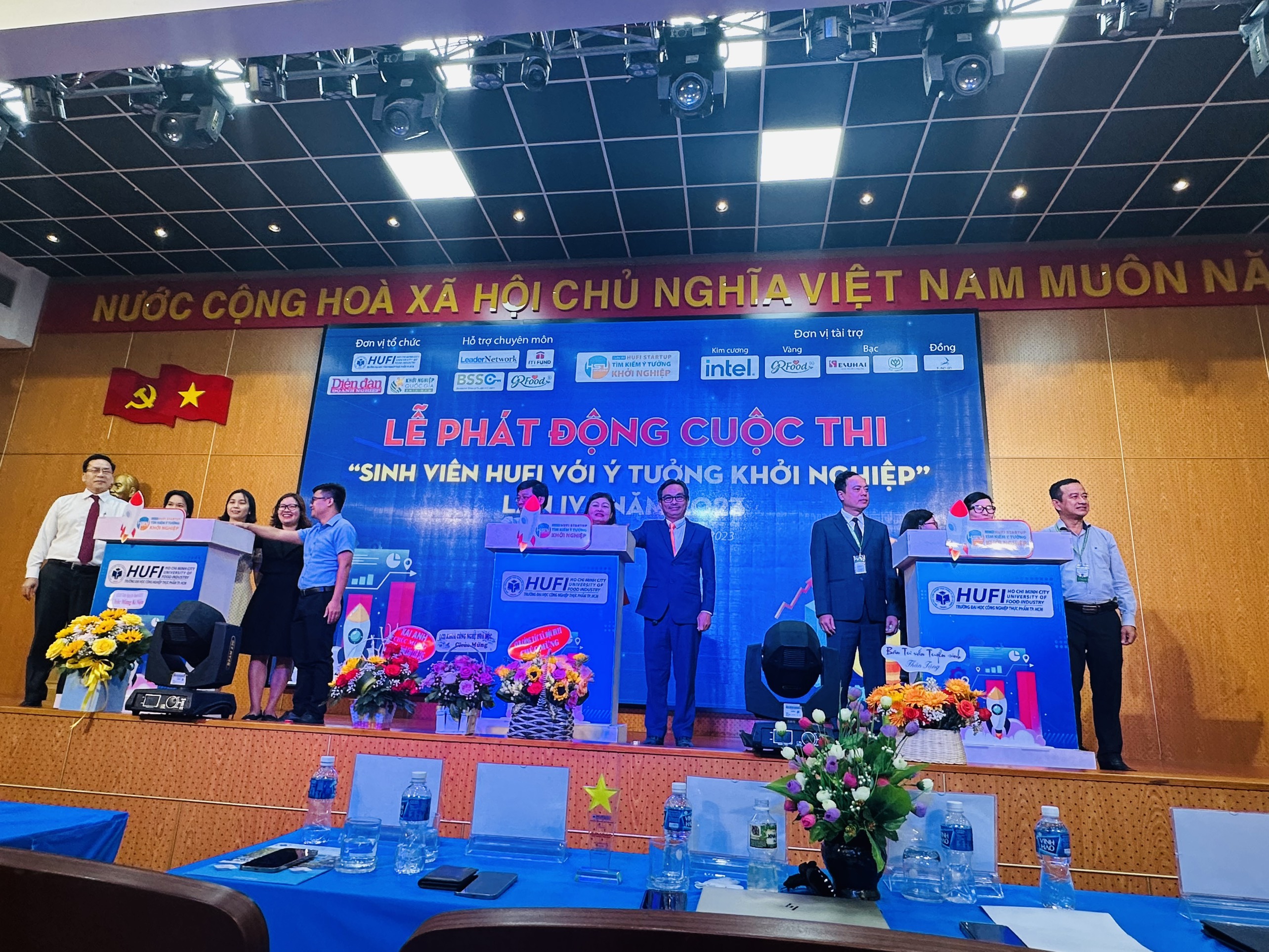 Media/NguonXanh/FolderFunc/202304/Images/z4295998836866-926e80c1c7a7e8405dab770dffb35783-20230427015656-e.jpg