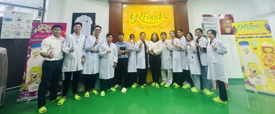 GREEN FOOD - NGUỒN XANH CHÀO ĐÓN ĐOÀN SINH VIÊN ĐẠI HỌC VĂN LANG ĐẾN THAM QUAN NHÀ MÁY
