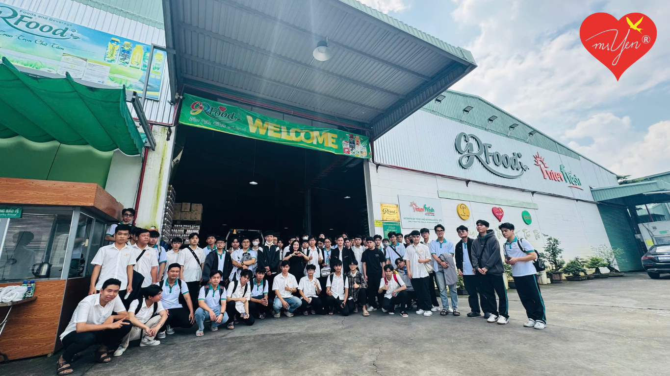 MS YEN CÙNG GREEN FOOD CHÀO ĐÓN ĐOÀN THAM QUAN KHOA KỸ THUẬT ĐIỀU KHIỂN VÀ TỰ ĐỘNG HÓA, TRƯỜNG ĐẠI HỌC GIAO THÔNG VẬN TẢI TP.HCM
