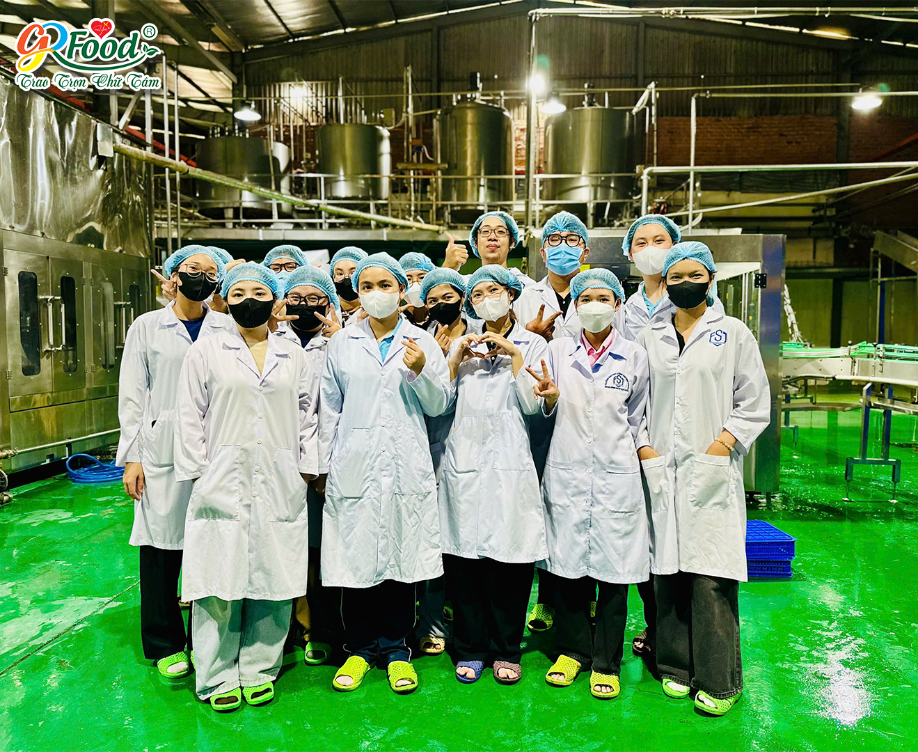 SINH VIÊN ĐH CÔNG THƯƠNG TP.HCM TRẢI NGHIỆM “LỚP HỌC BAO BÌ” TẠI GREEN FOOD